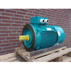 22 KW  980 RPM B5 flens. Unused.